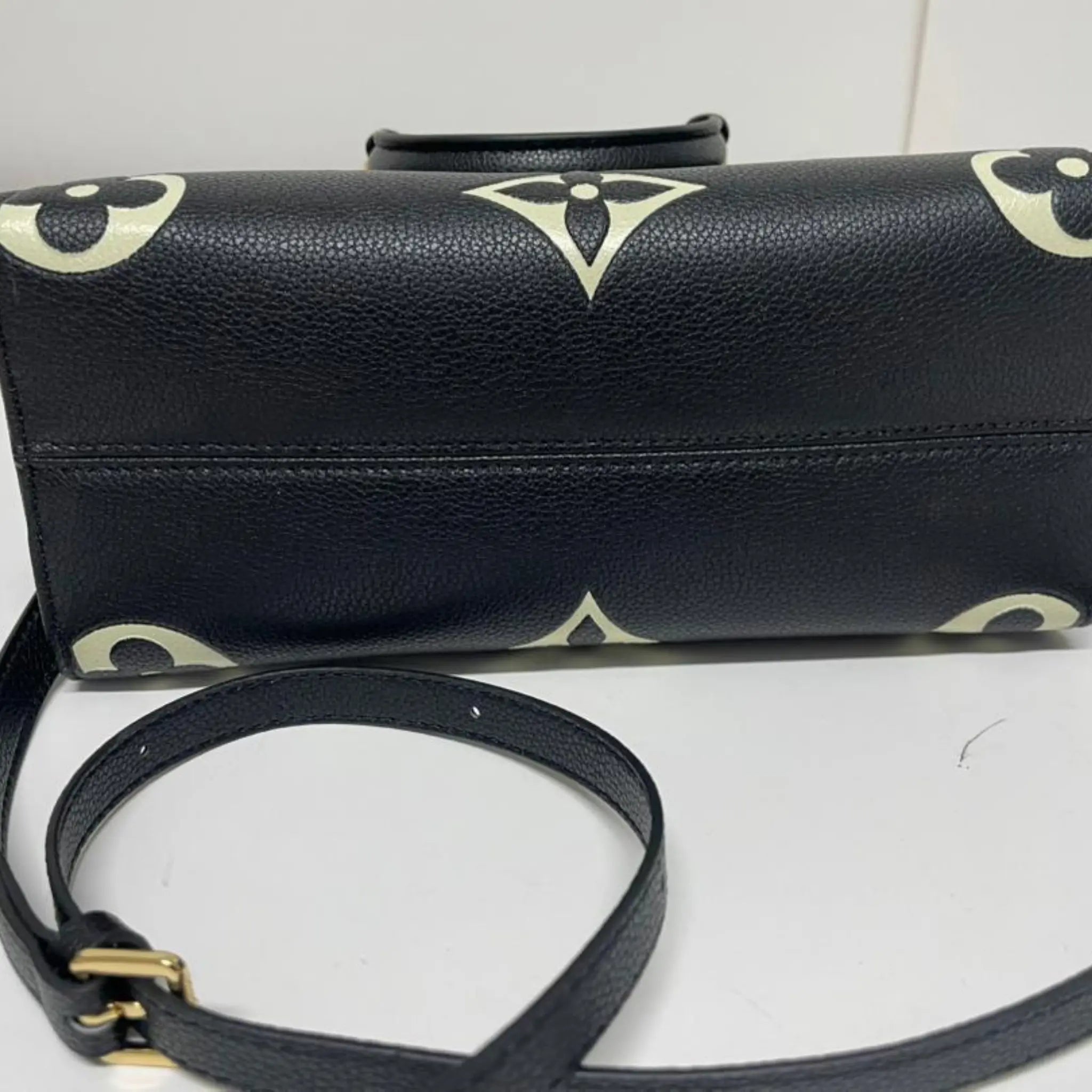 Louis Vuitton OnTheGo Monogram Empreinte Handbag