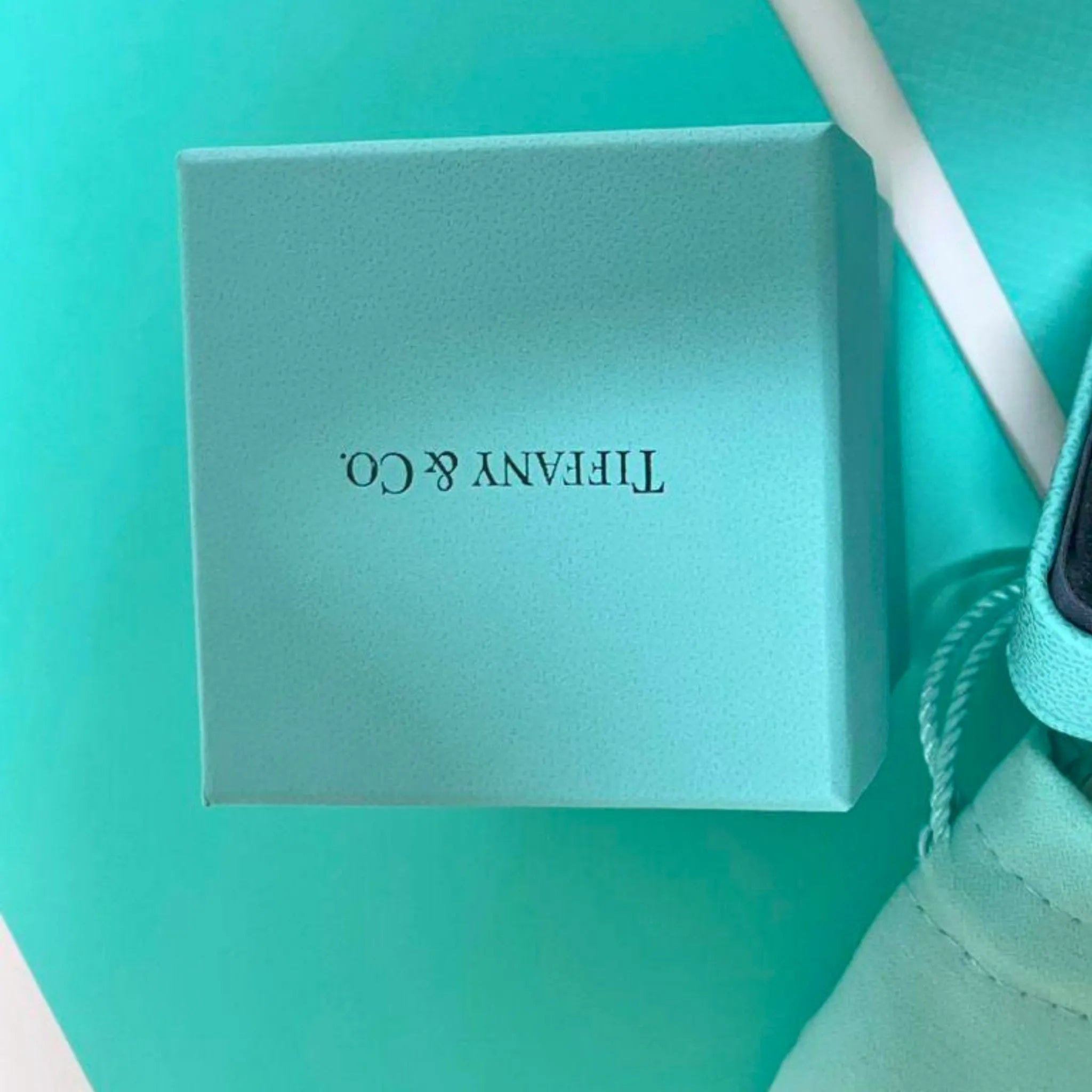 Tiffany & Co. Engagement Ring Box Set with Outer Box, Pouch, Certificate, Folder & Shopping Bag