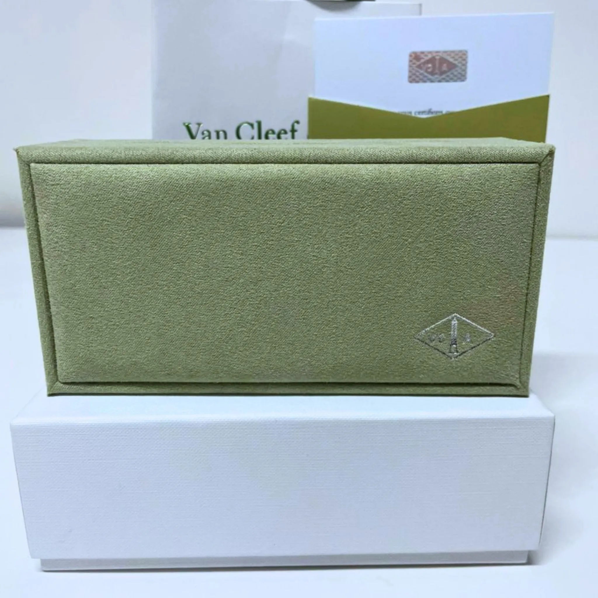 Van Cleef & Arpels Bracelet Jewellery Box Set