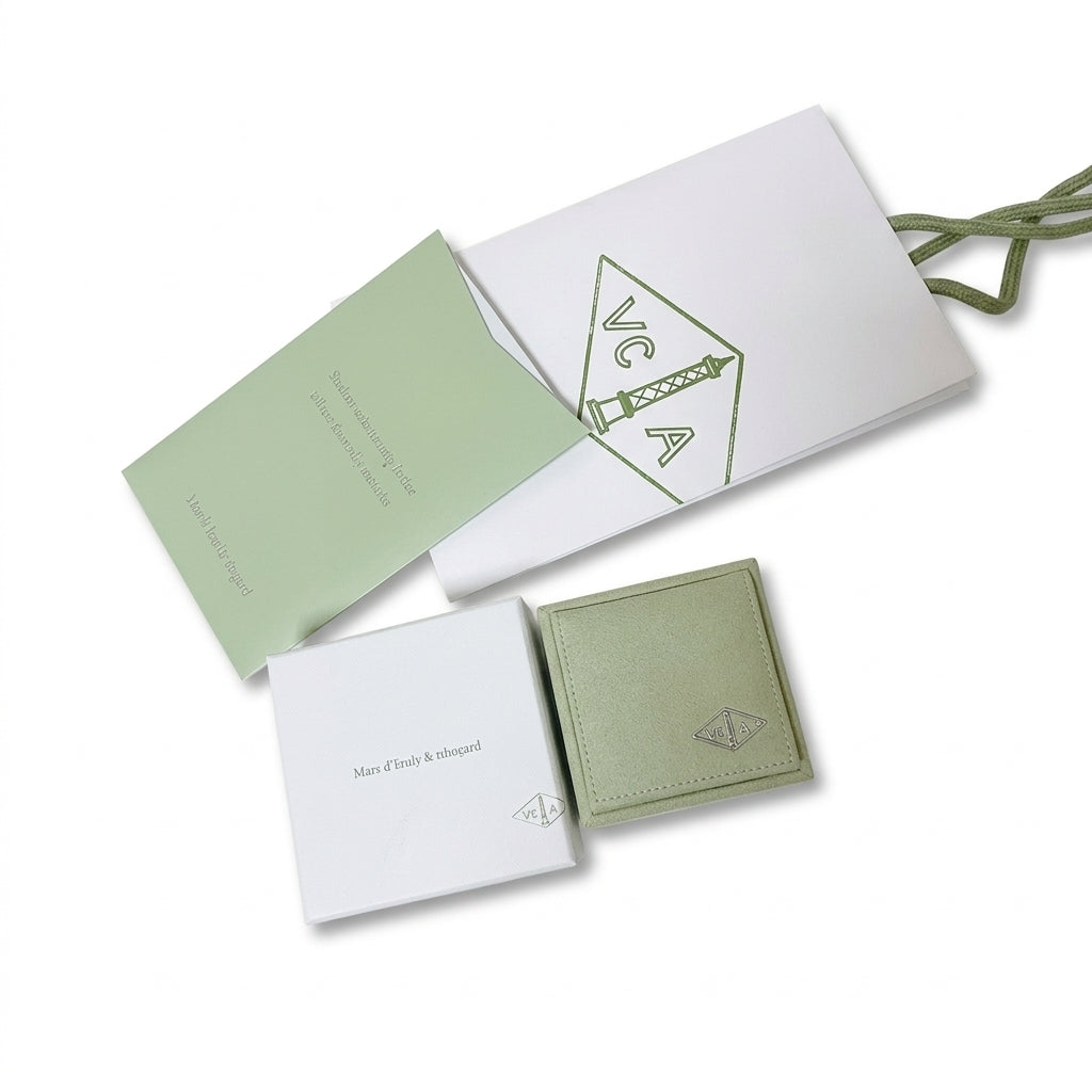Van Cleef & Arpels genuine Ring case green suede VCA Jewelry Gift box set