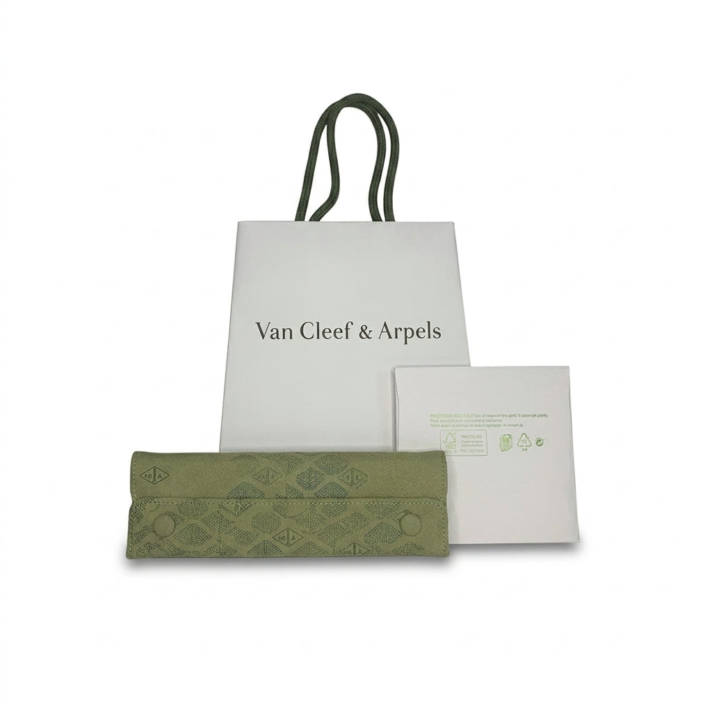 Van Cleef & Arpels Bracelet case Green Suede Accessory Pouch VCA Travel case Set