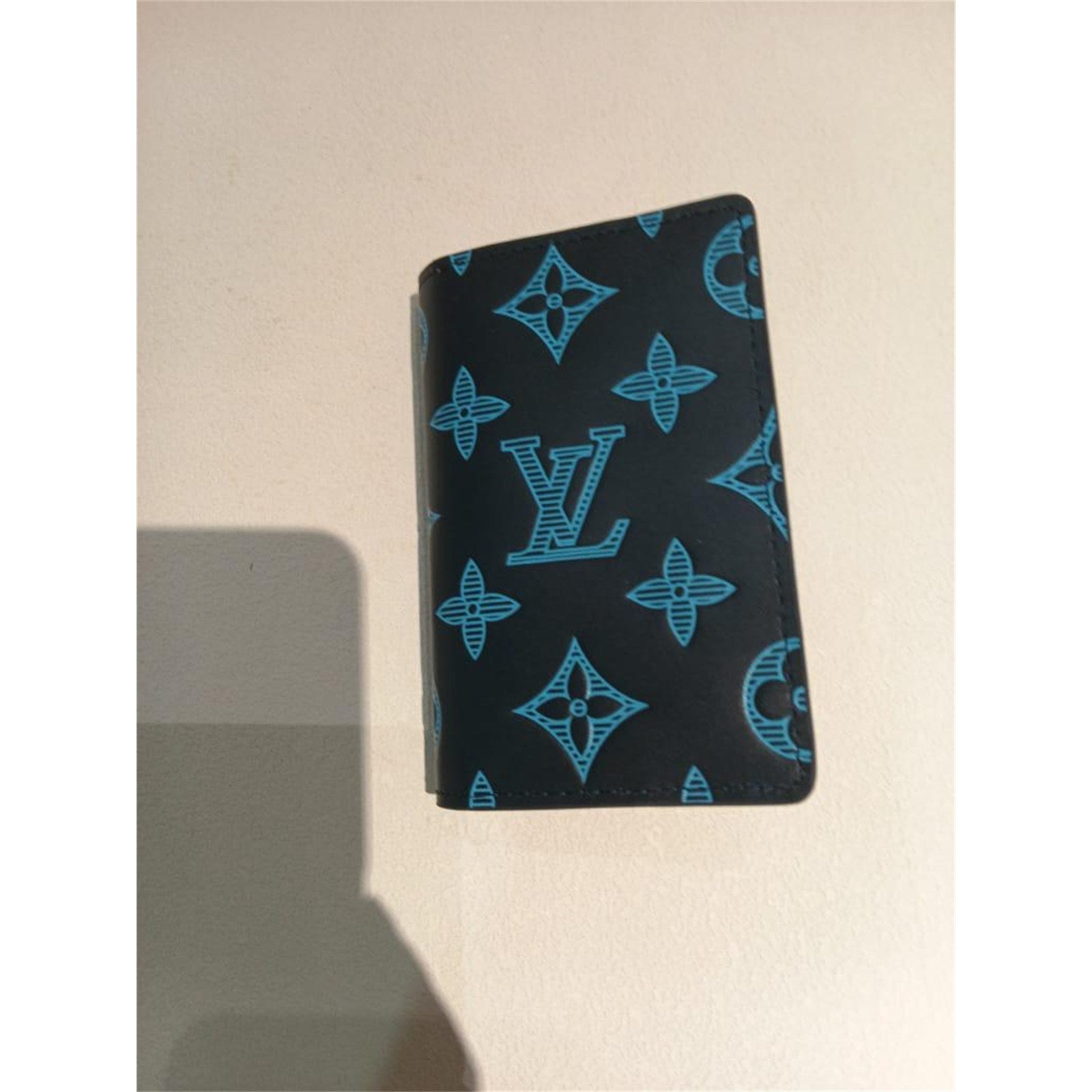 Louis Vuitton Black/Blue Monogram Leather Men's Credit Card Holder / Wallet - photo 1