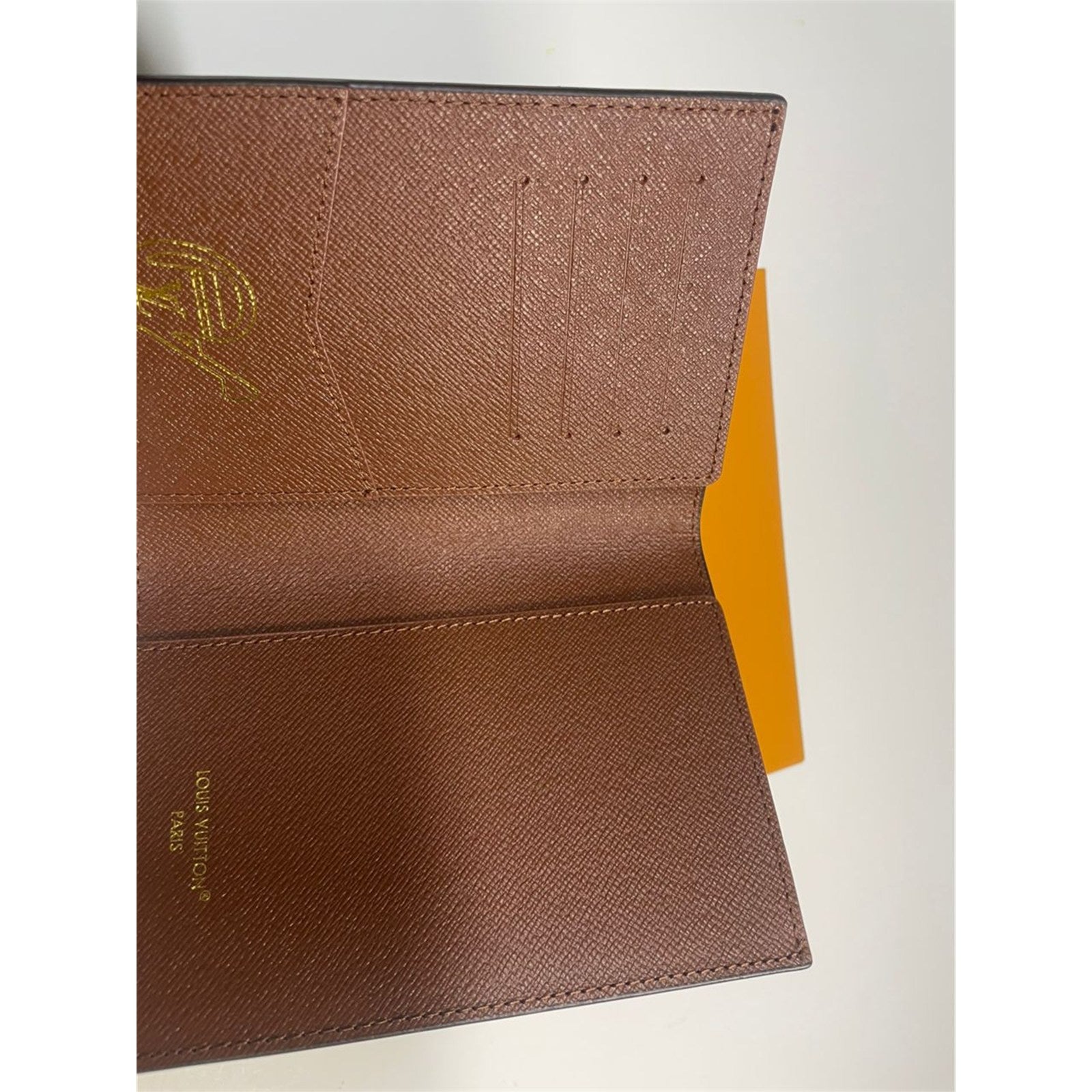 Louis Passport Cover Monogram Flower Canvas Brown - photo 7