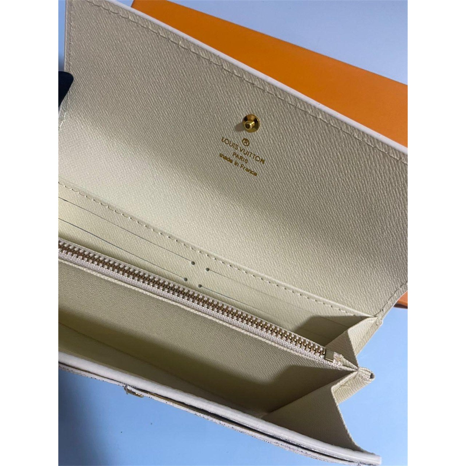 Louis Vuitton LV Long Wallet Portefeuille Sarah White Damier Azur - photo 6