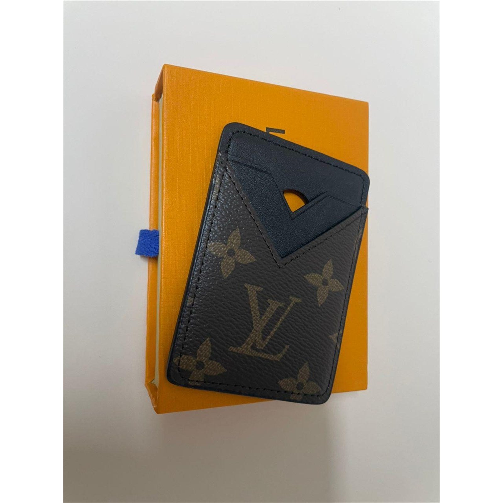 Louis Vuitton Porte-Cartes Magnetic Card Holder Brown Monogram - photo 6