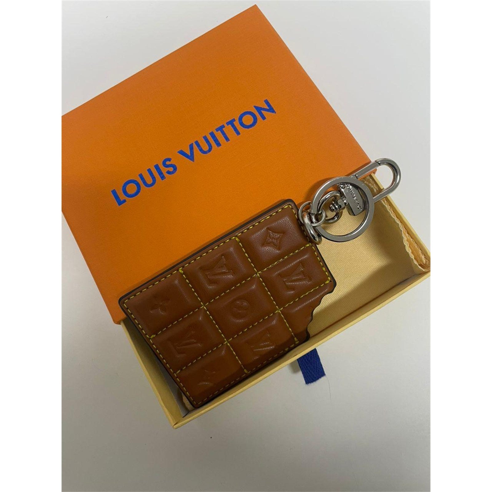 Louis Vuitton Chocolate Bar Key Holder / Bag Charm Keychain LV Monogram - photo 1