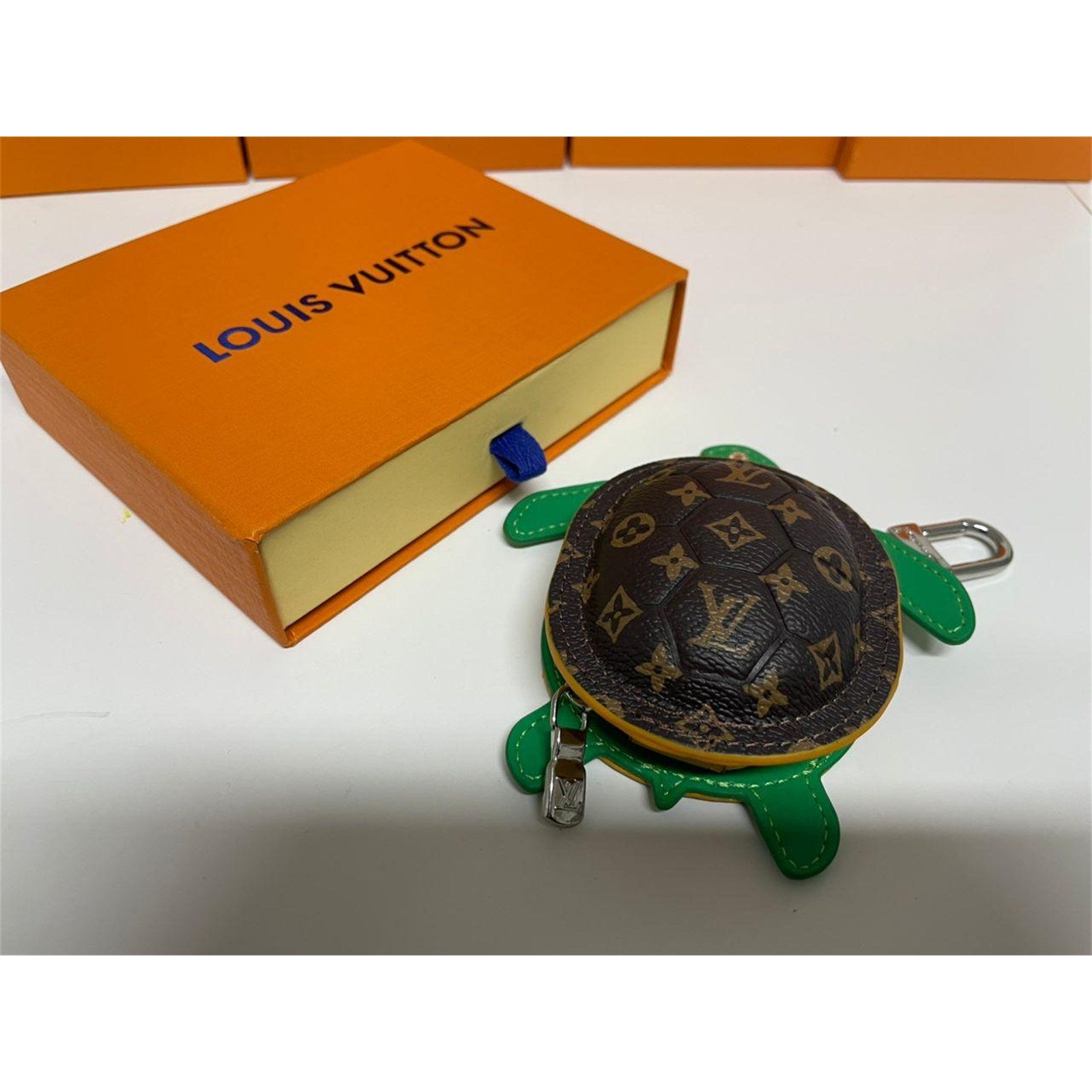 Louis Vuitton Monogram Green Turtle Mini Pouch Keychain Bag Charm - photo 2