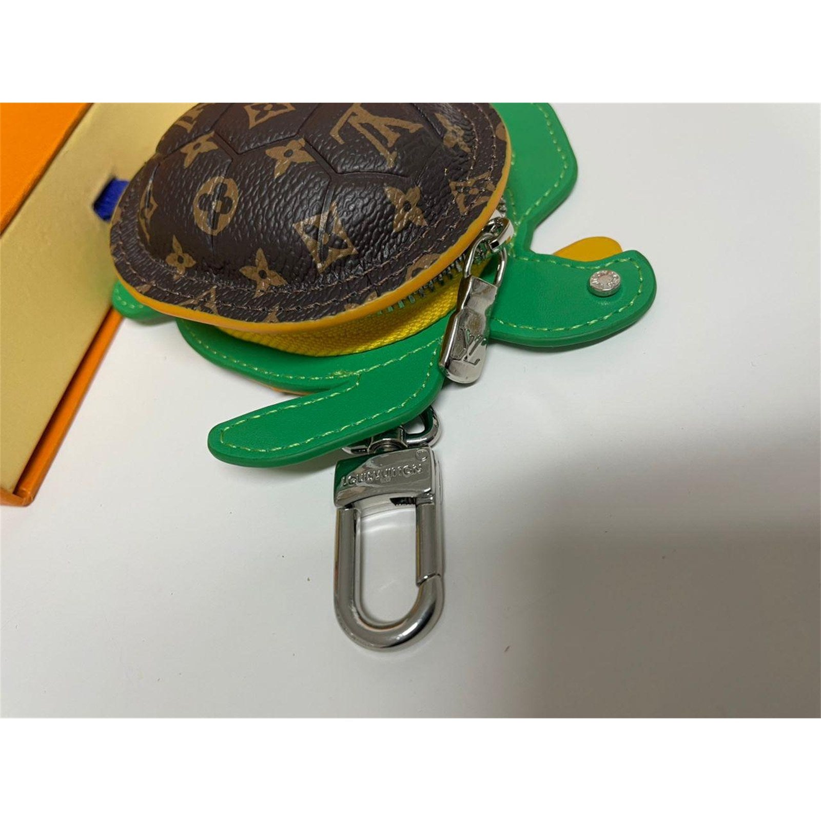 Louis Vuitton Monogram Green Turtle Mini Pouch Keychain Bag Charm - photo 5