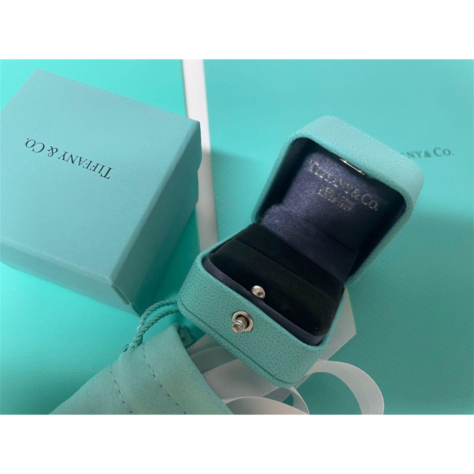 Tiffany & Co Engagement Ring Box + Outer Box + Pouch + Certificate + Folder +Bag - photo 6