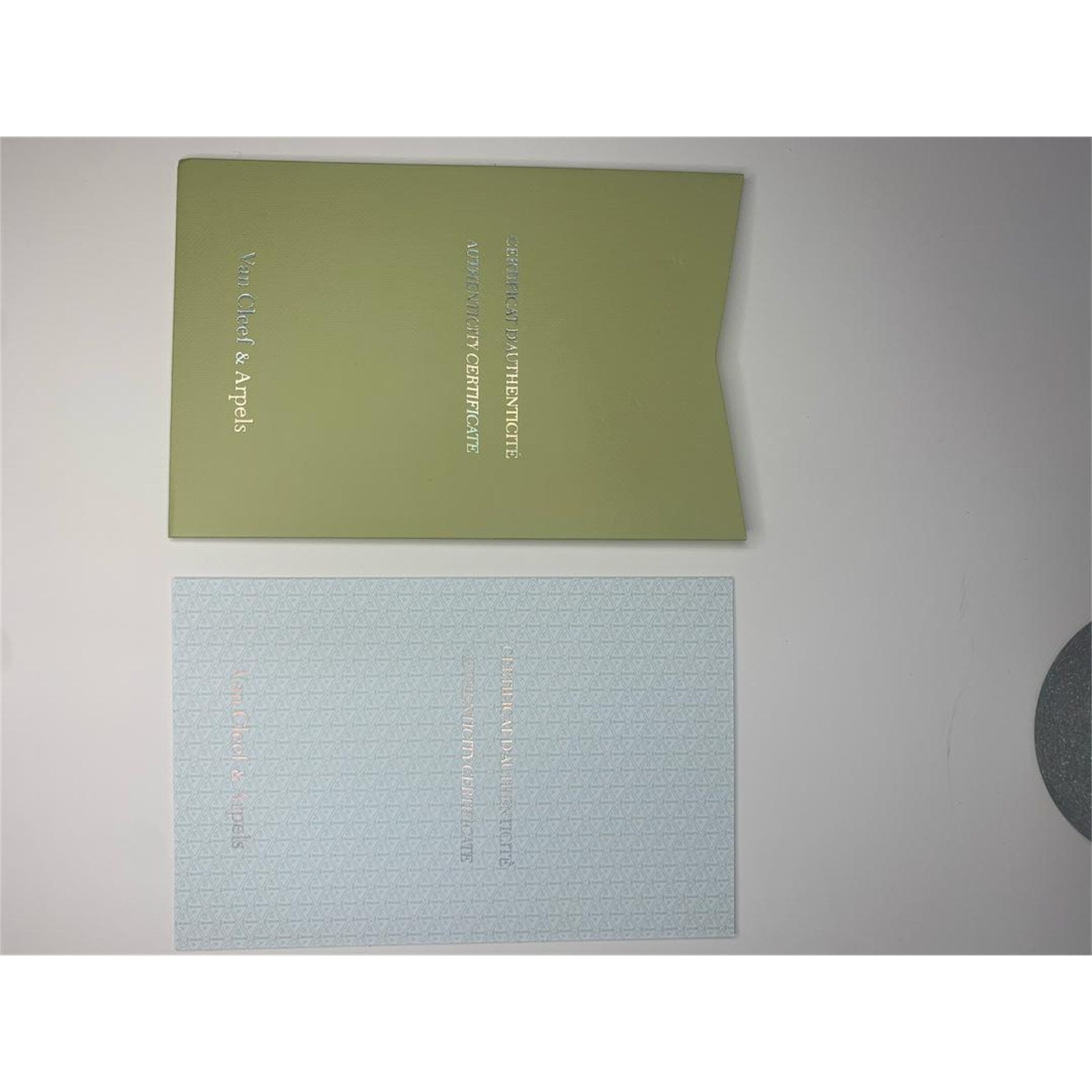 Van Cleef & Arpels Bracelet case Green Suede Accessory Pouch VCA Travel case Set - photo 6